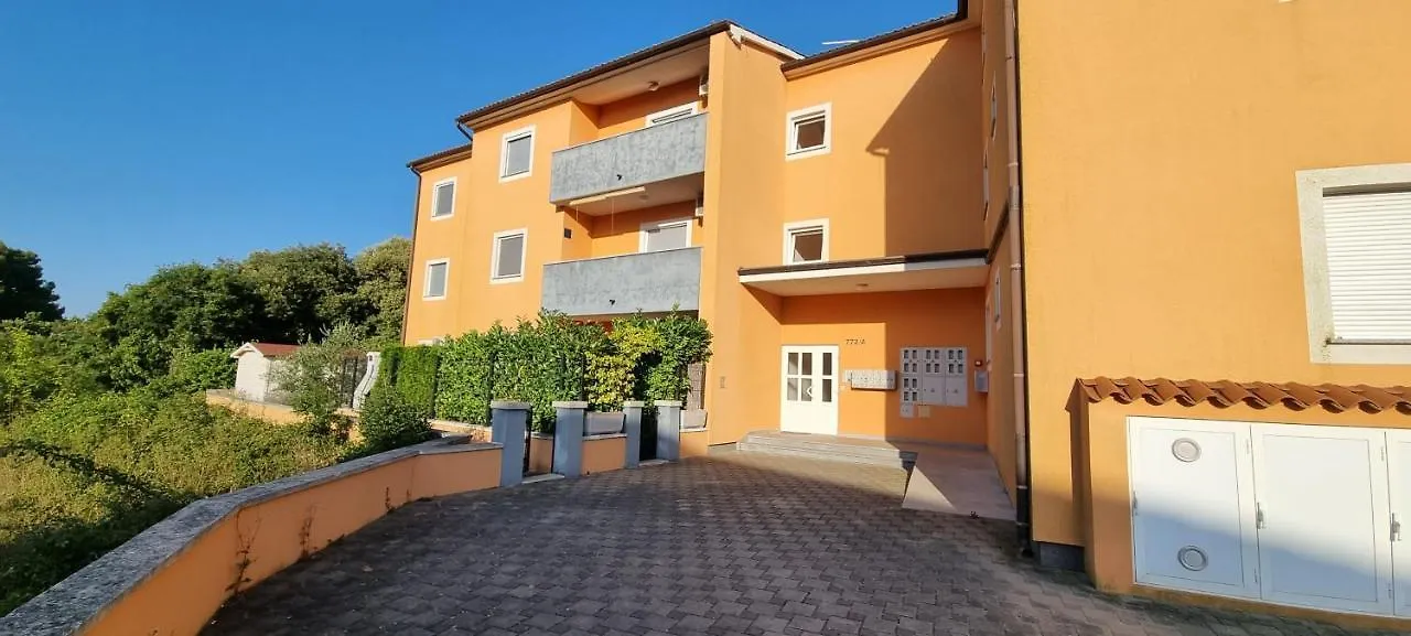 Bella Nina Apartment Liznjan